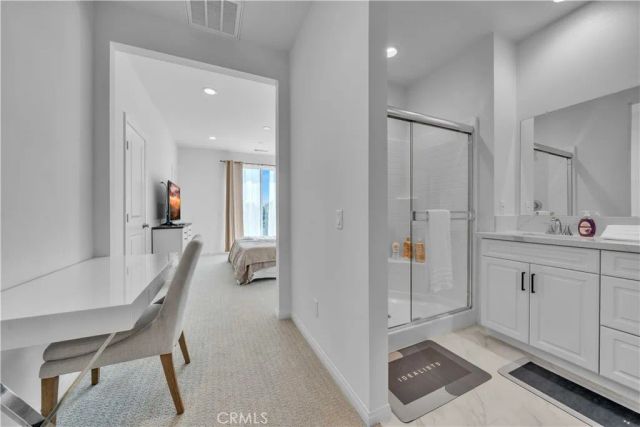 527 W Victor Ave, Anaheim, CA 92801