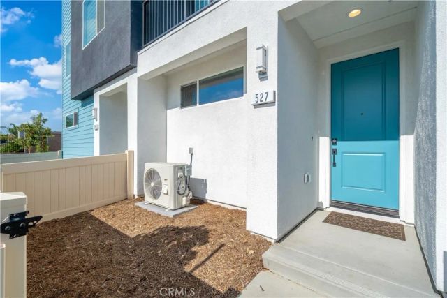527 W Victor Ave, Anaheim, CA 92801