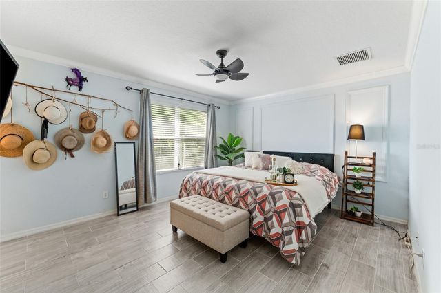 2440 RETREAT VIEW CIRCLE, Sanford, FL 32771