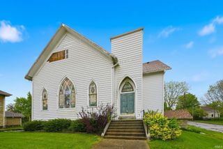 316 N Main St, Churubusco, IN 46723