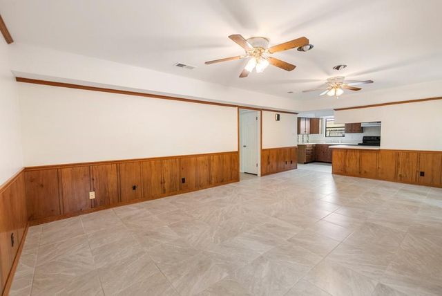 902 Pinemont Drive, Mobile, AL 36609