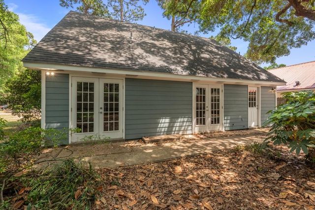 902 Pinemont Drive, Mobile, AL 36609