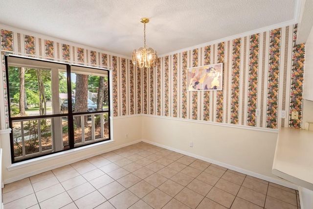 902 Pinemont Drive, Mobile, AL 36609