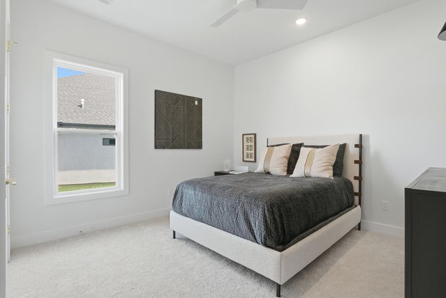 6506 CROMFORD LN, Columbia, MO 65201