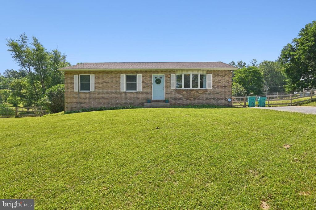1693 RIDGE RD, Westminster, MD 21157