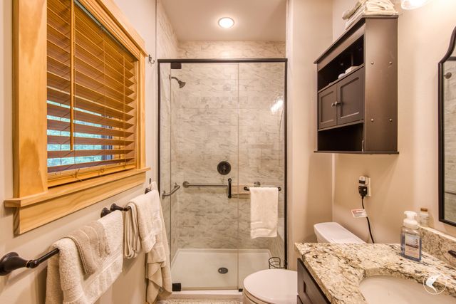 2 Scenic View Dr., Lake Placid, NY 12946