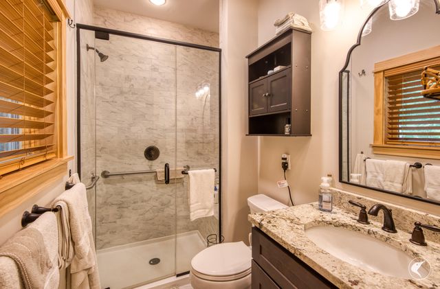 2 Scenic View Dr., Lake Placid, NY 12946