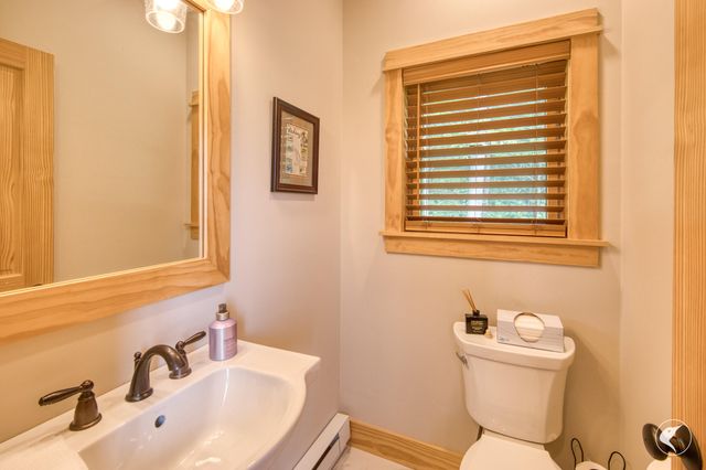 2 Scenic View Dr., Lake Placid, NY 12946