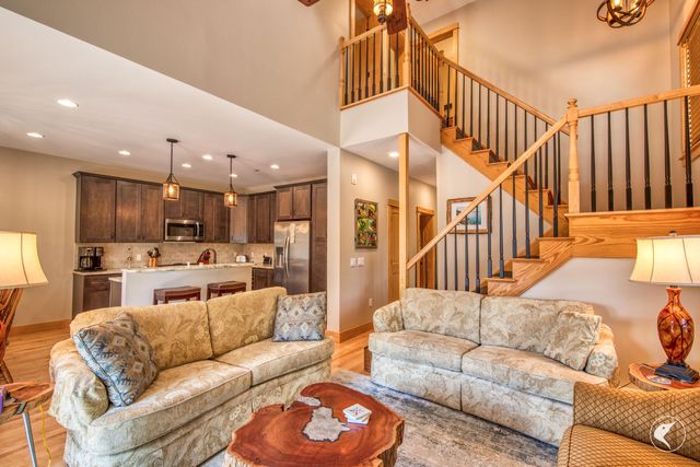 2 Scenic View Dr., Lake Placid, NY 12946