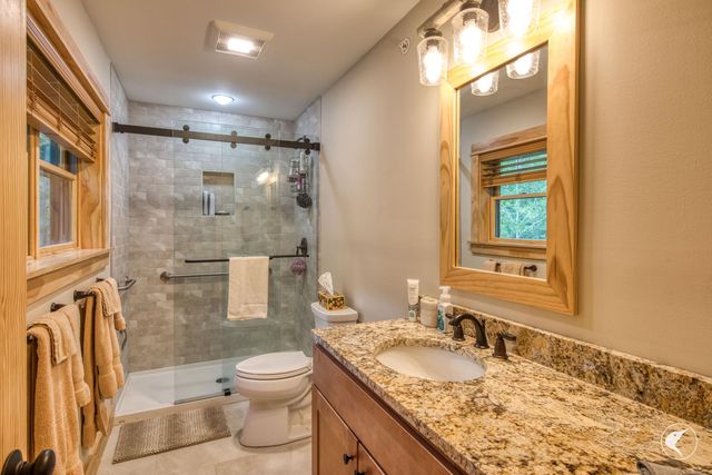 2 Scenic View Dr., Lake Placid, NY 12946