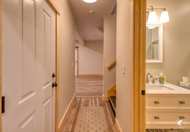 2 Scenic View Dr., Lake Placid, NY 12946