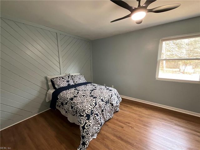 8205 Sheffield DR, Gloucester, VA 23061