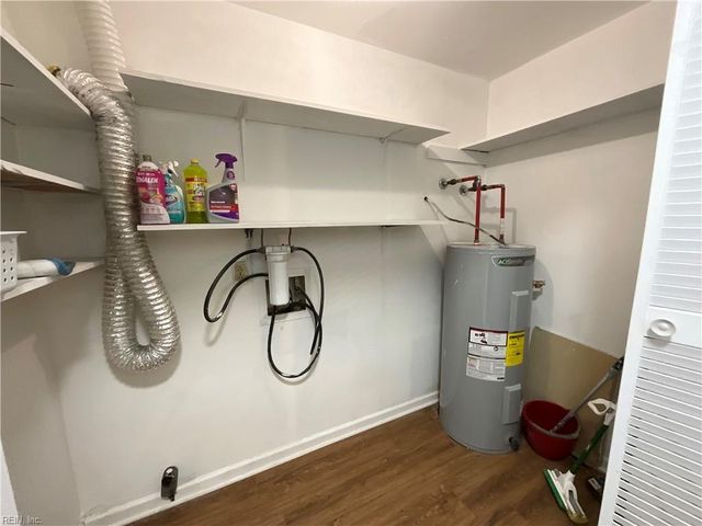 8205 Sheffield DR, Gloucester, VA 23061