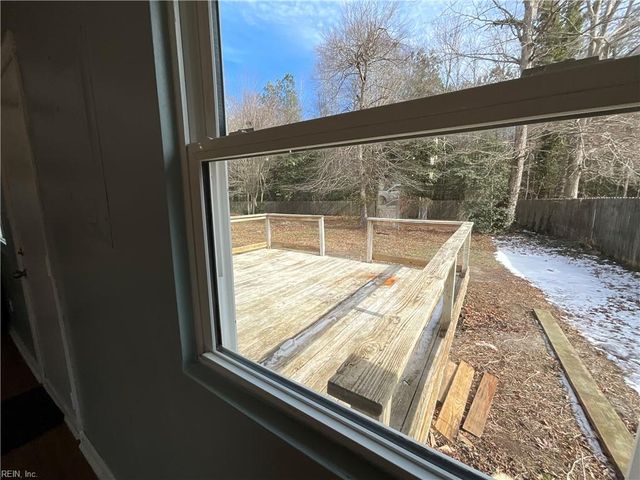 8205 Sheffield DR, Gloucester, VA 23061