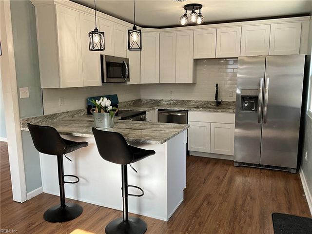 8205 Sheffield DR, Gloucester, VA 23061