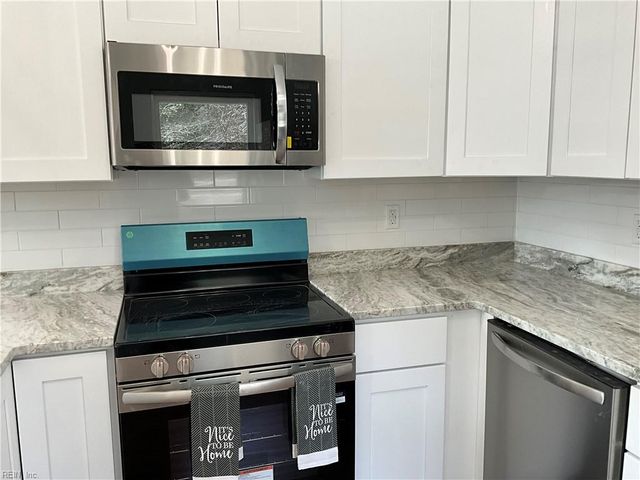 8205 Sheffield DR, Gloucester, VA 23061