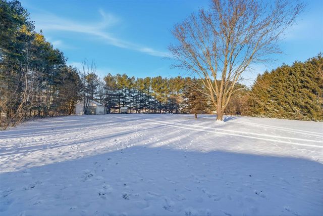 W7548 COUNTY ROAD S, Shiocton, WI 54170