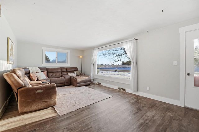 W7548 COUNTY ROAD S, Shiocton, WI 54170