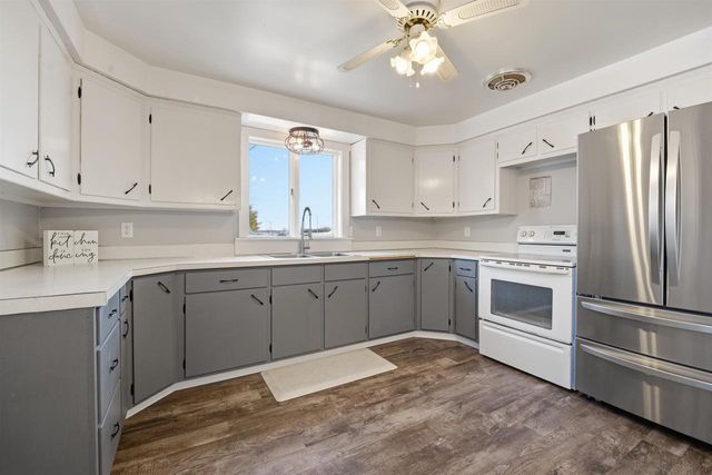 W7548 COUNTY ROAD S, Shiocton, WI 54170