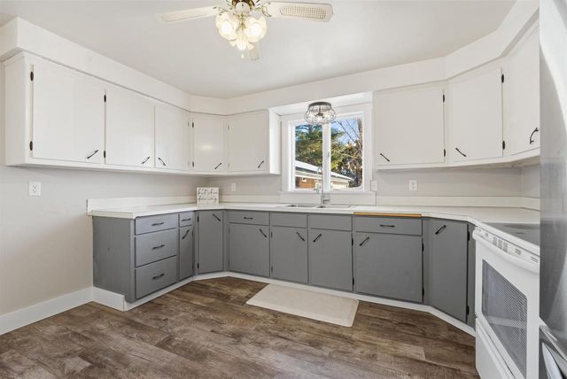 W7548 COUNTY ROAD S, Shiocton, WI 54170