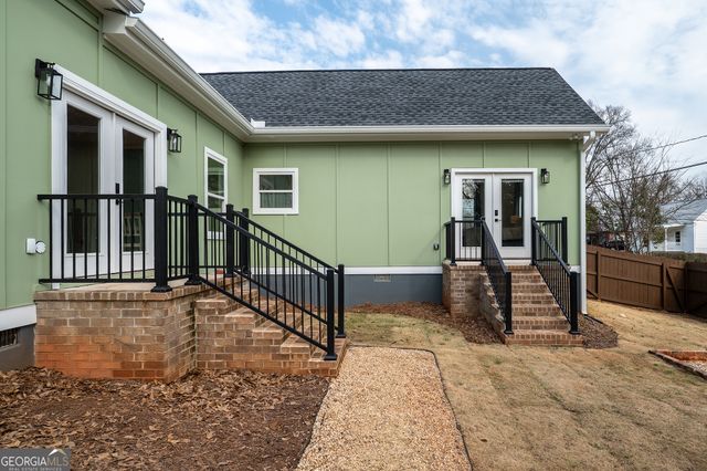 390 Athens Avenue, Athens, GA 30601