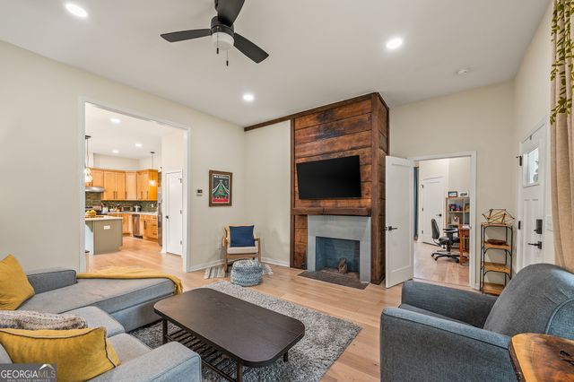 390 Athens Avenue, Athens, GA 30601