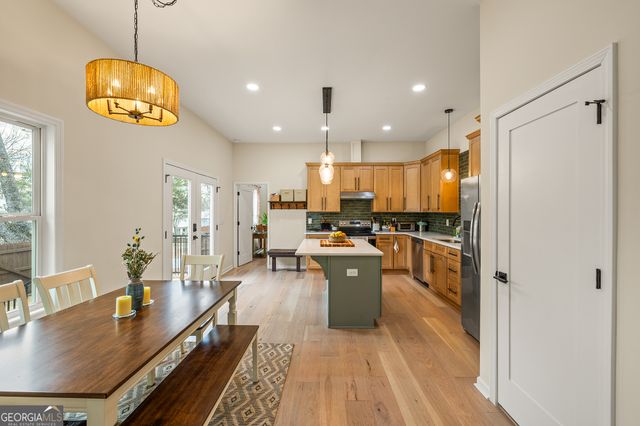 390 Athens Avenue, Athens, GA 30601