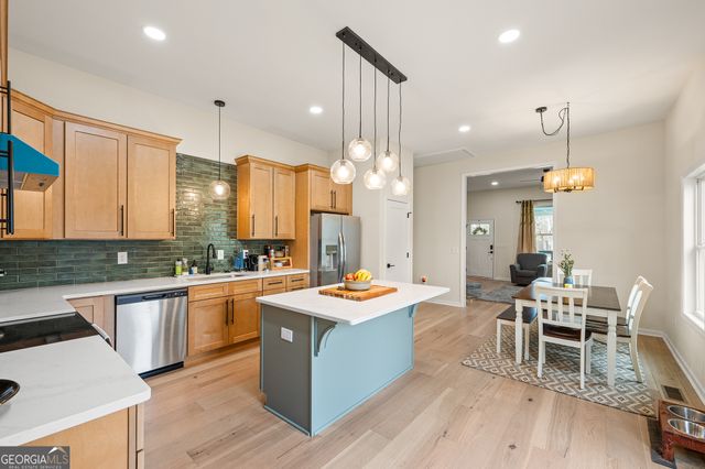 390 Athens Avenue, Athens, GA 30601