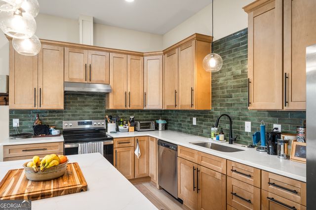 390 Athens Avenue, Athens, GA 30601