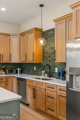 390 Athens Avenue, Athens, GA 30601