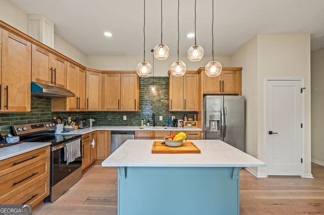 390 Athens Avenue, Athens, GA 30601