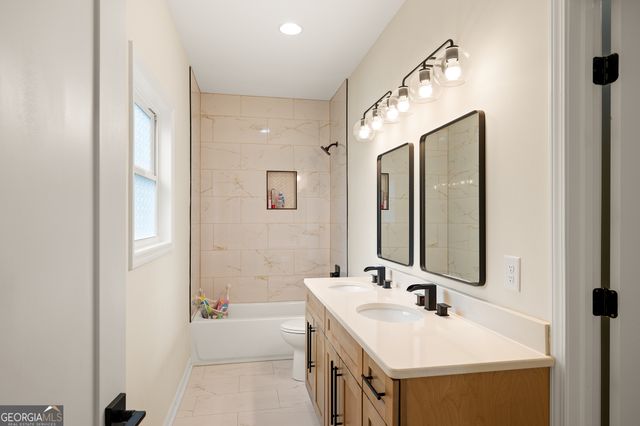 390 Athens Avenue, Athens, GA 30601