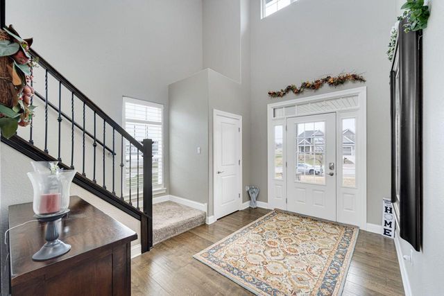 W236N7272 Meadow COURT, Sussex, WI 53089