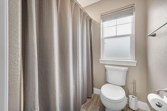 W236N7272 Meadow COURT, Sussex, WI 53089