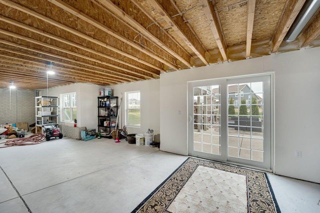 W236N7272 Meadow COURT, Sussex, WI 53089