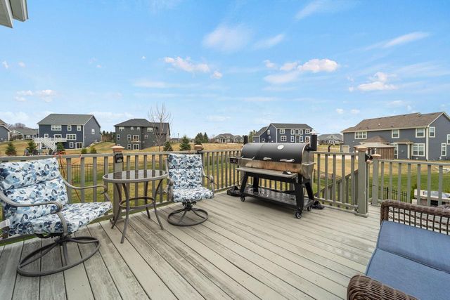 W236N7272 Meadow COURT, Sussex, WI 53089