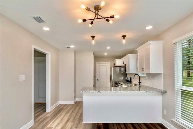 1800 Woodcock Place, Mobile, AL 36606