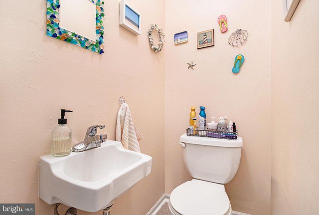 816 LAWLER ST, Philadelphia, PA 19116