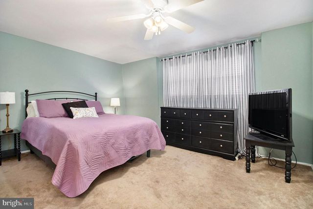 816 LAWLER ST, Philadelphia, PA 19116