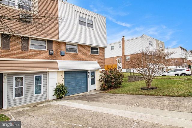 816 LAWLER ST, Philadelphia, PA 19116