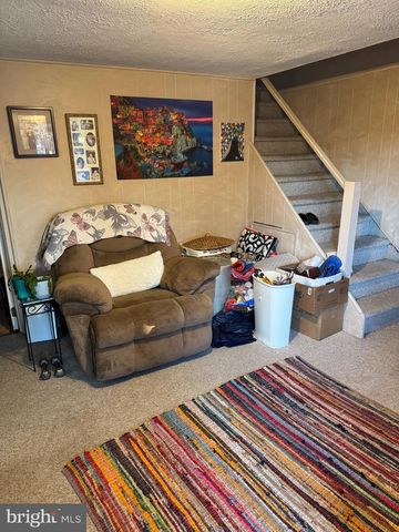 816 LAWLER ST, Philadelphia, PA 19116