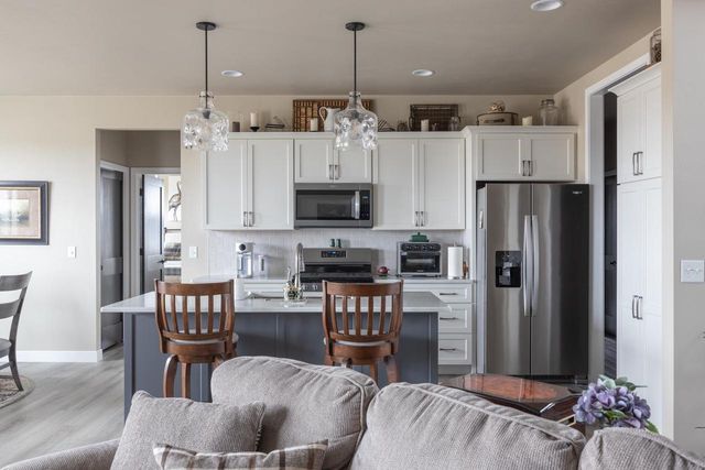 1831 WHITE DOVE LANE, Kaukauna, WI 54130