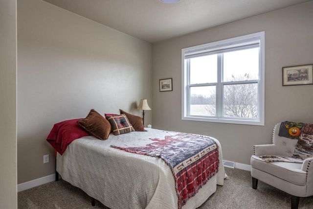 1831 WHITE DOVE LANE, Kaukauna, WI 54130