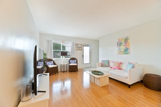 32 Abbey Lane 205, Delray Beach, FL 33446