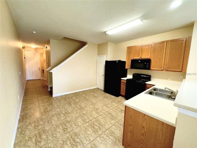 5465 PARADISE CAY CIRCLE, Kissimmee, FL 34746