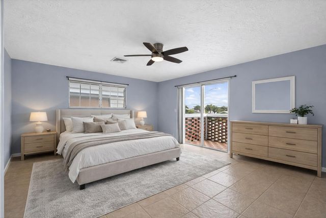 423 Pine Tree Court 23, Atlantis, FL 33462