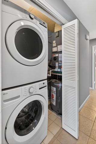 423 Pine Tree Court 23, Atlantis, FL 33462