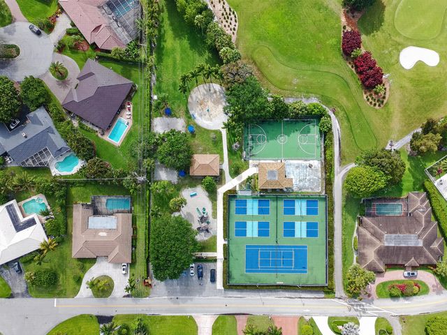 423 Pine Tree Court 23, Atlantis, FL 33462