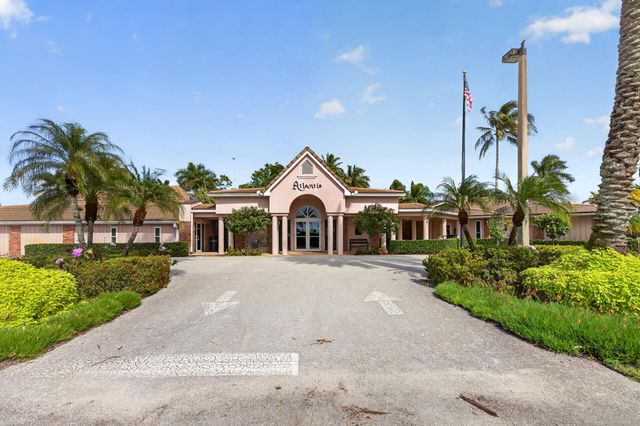 423 Pine Tree Court 23, Atlantis, FL 33462