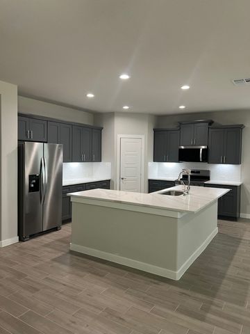 2011 Raleigh Point Drive, Midland, TX 79707